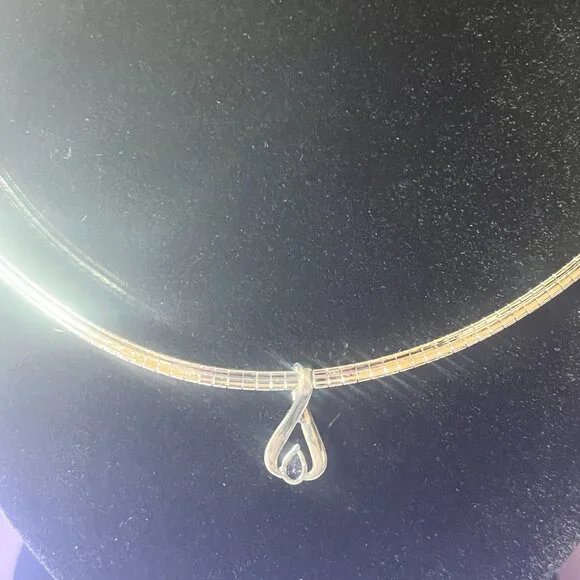 Safi Kilima 18-inch omega chain with deep blue hue of the main stone - Picture 4 of 5